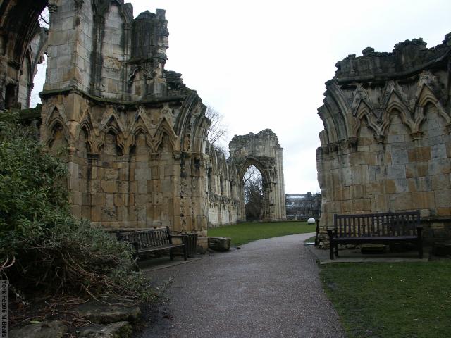 PICT5526-St_Marys_ruins